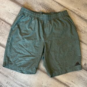 Adidas Golf Green Shorts Men’s size medium